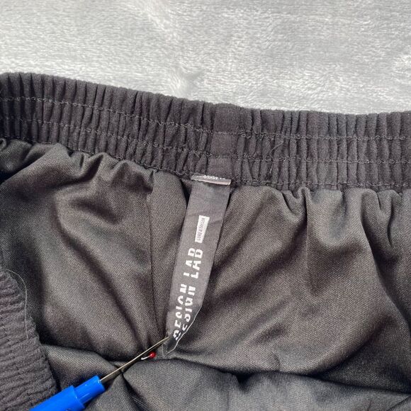 Design Lab Shorts Medium Black Faux Suede Laser Cut Scalloped Hem Lord & Taylor - Picture 12 of 16